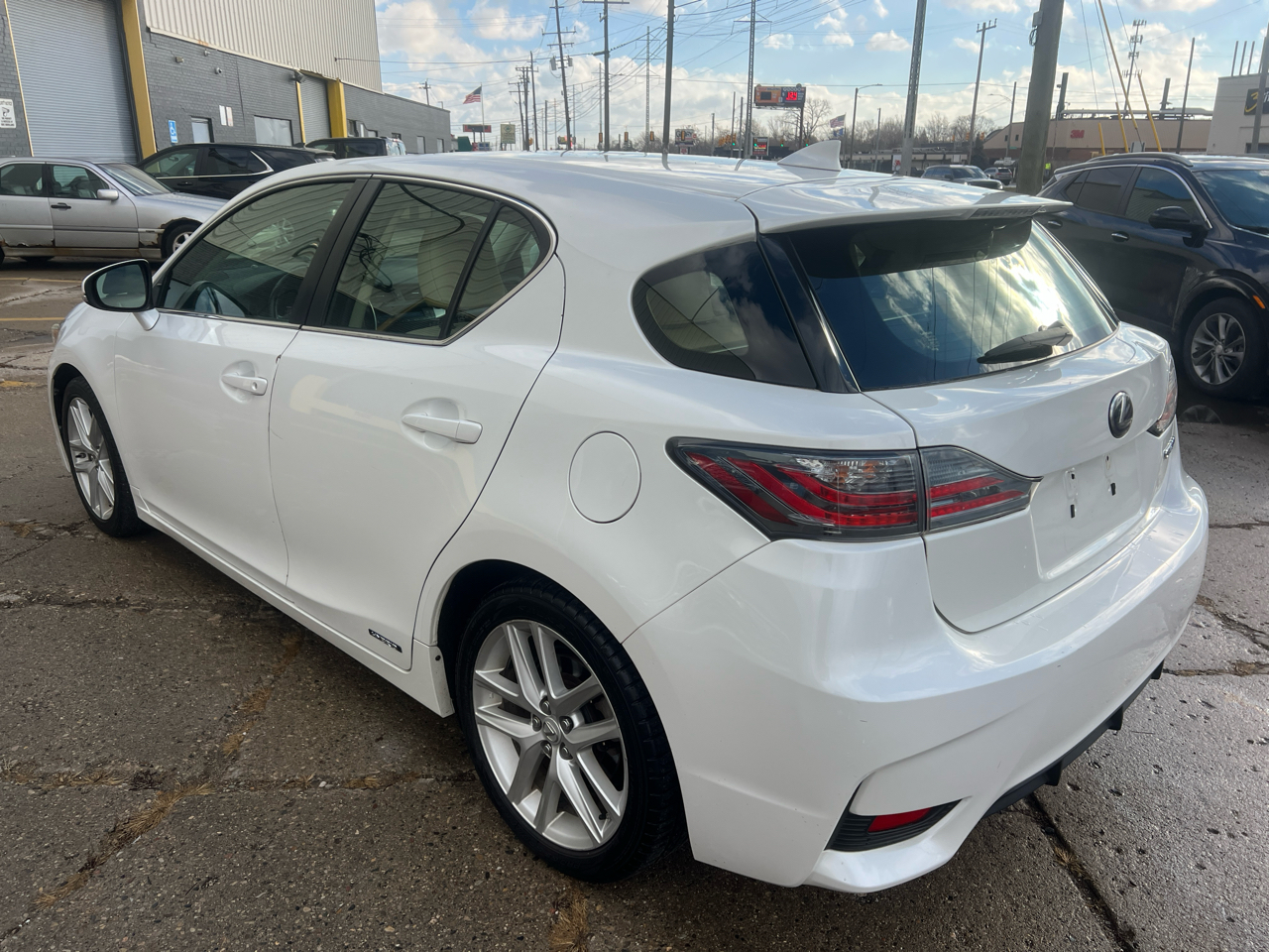 Lexus CT 200h FWD 4dr Hybrid 2014