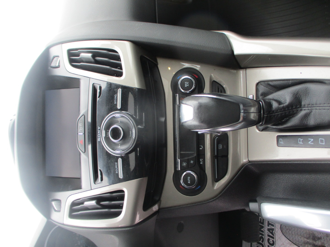 Ford Focus SEL Sedan 2012