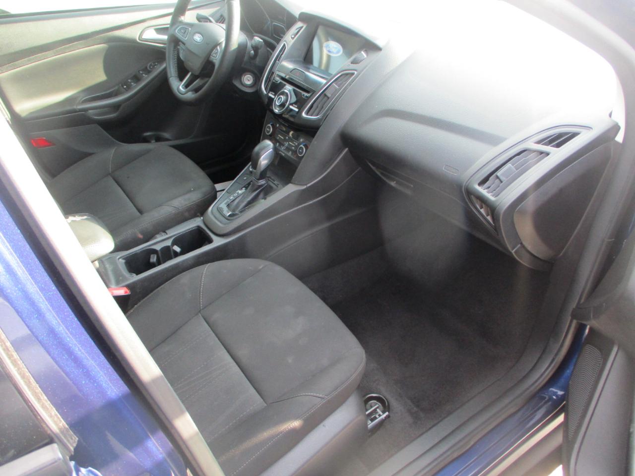 Ford Focus SEL Sedan 2017