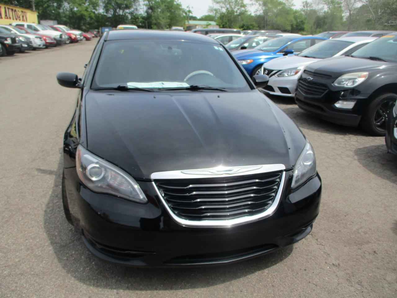 Chrysler 200 Limited 2013