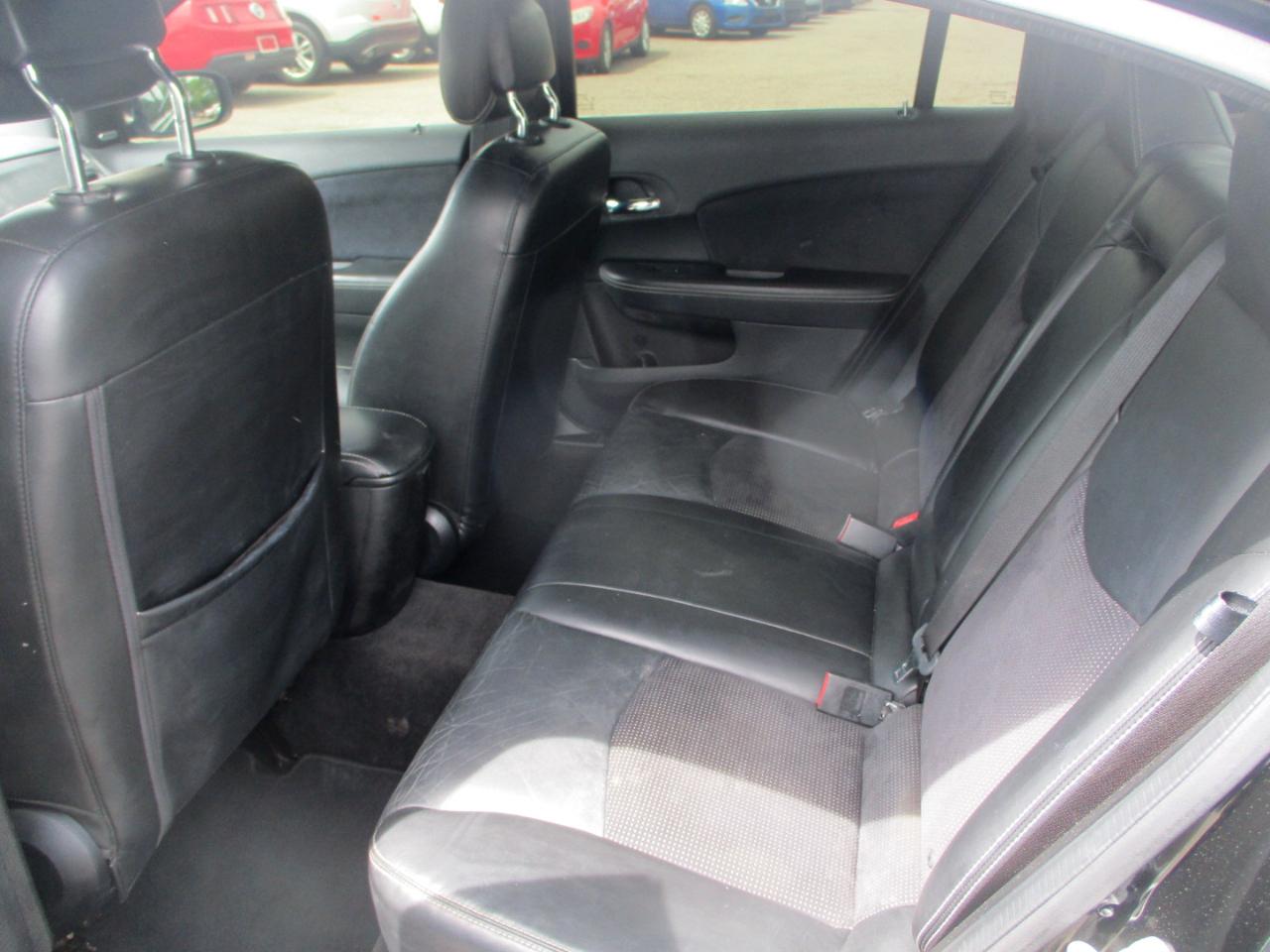 Chrysler 200 Limited 2013