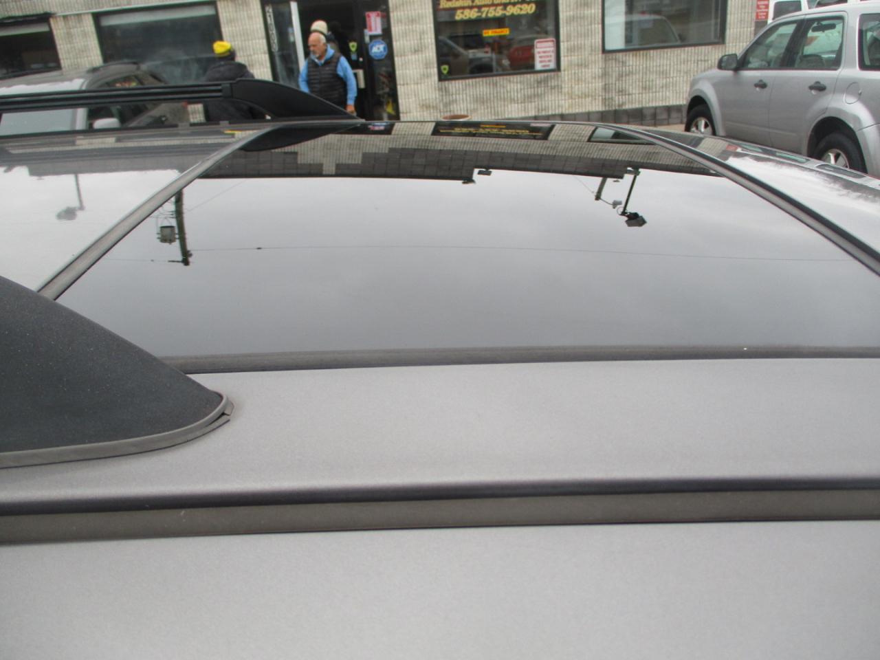 Ford Escape XLT FWD 2011