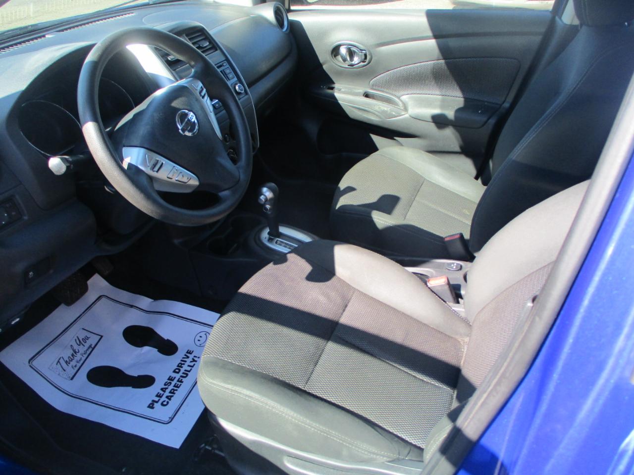 Nissan Versa 1.6 S 5M 2017