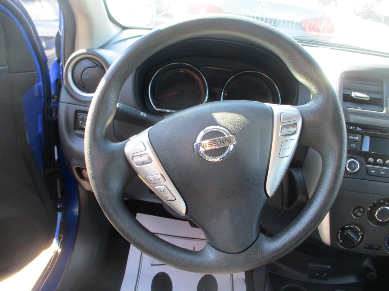 Nissan Versa 1.6 S 5M 2017