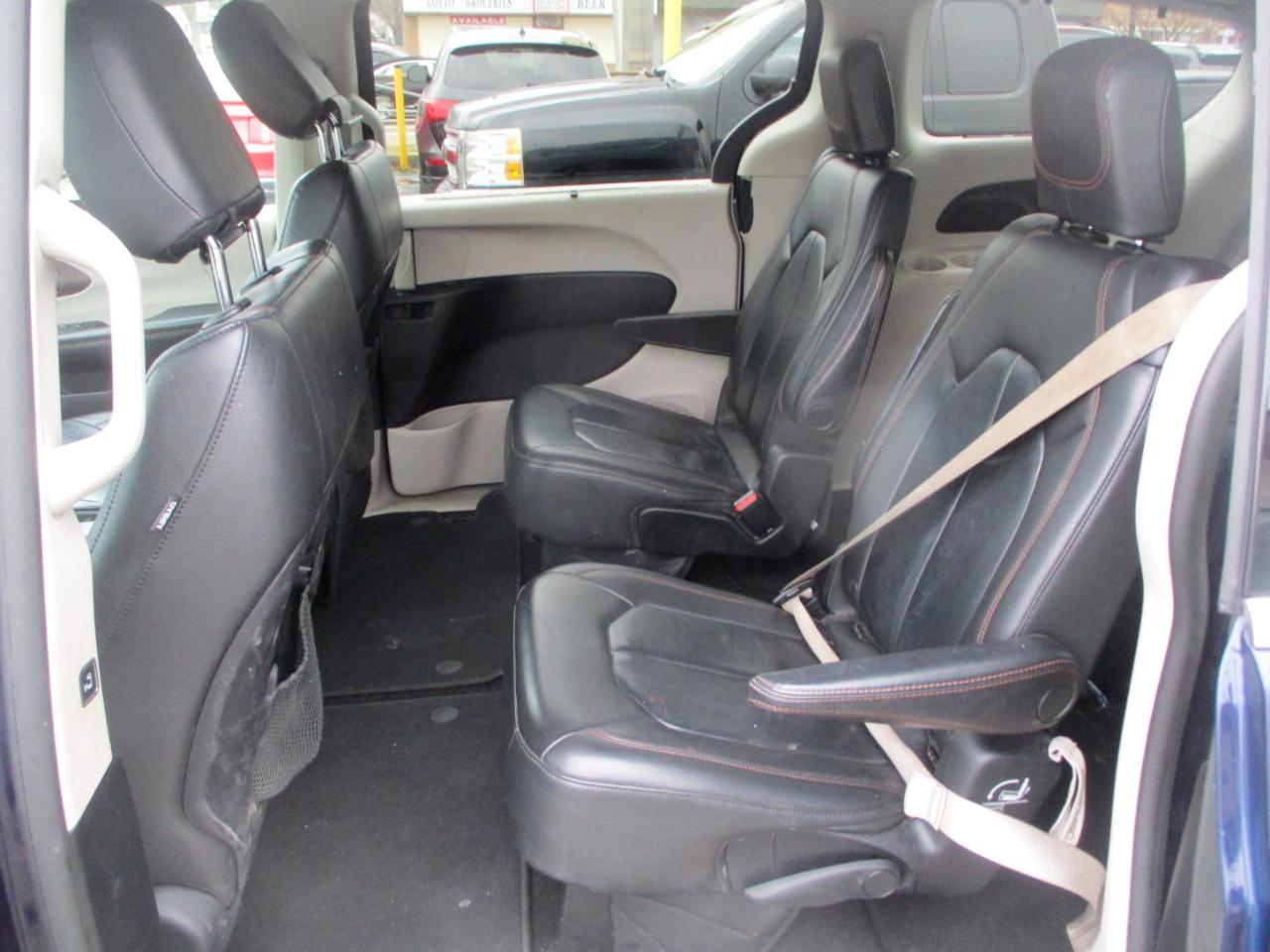 Chrysler Pacifica Touring-L 2017