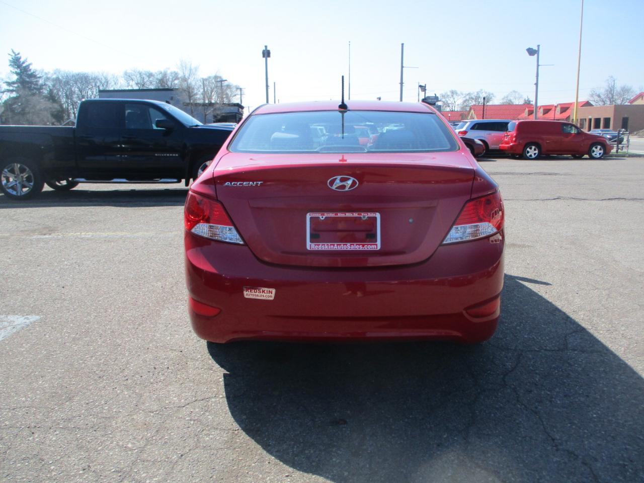 Hyundai Accent GLS 4-Door 2014