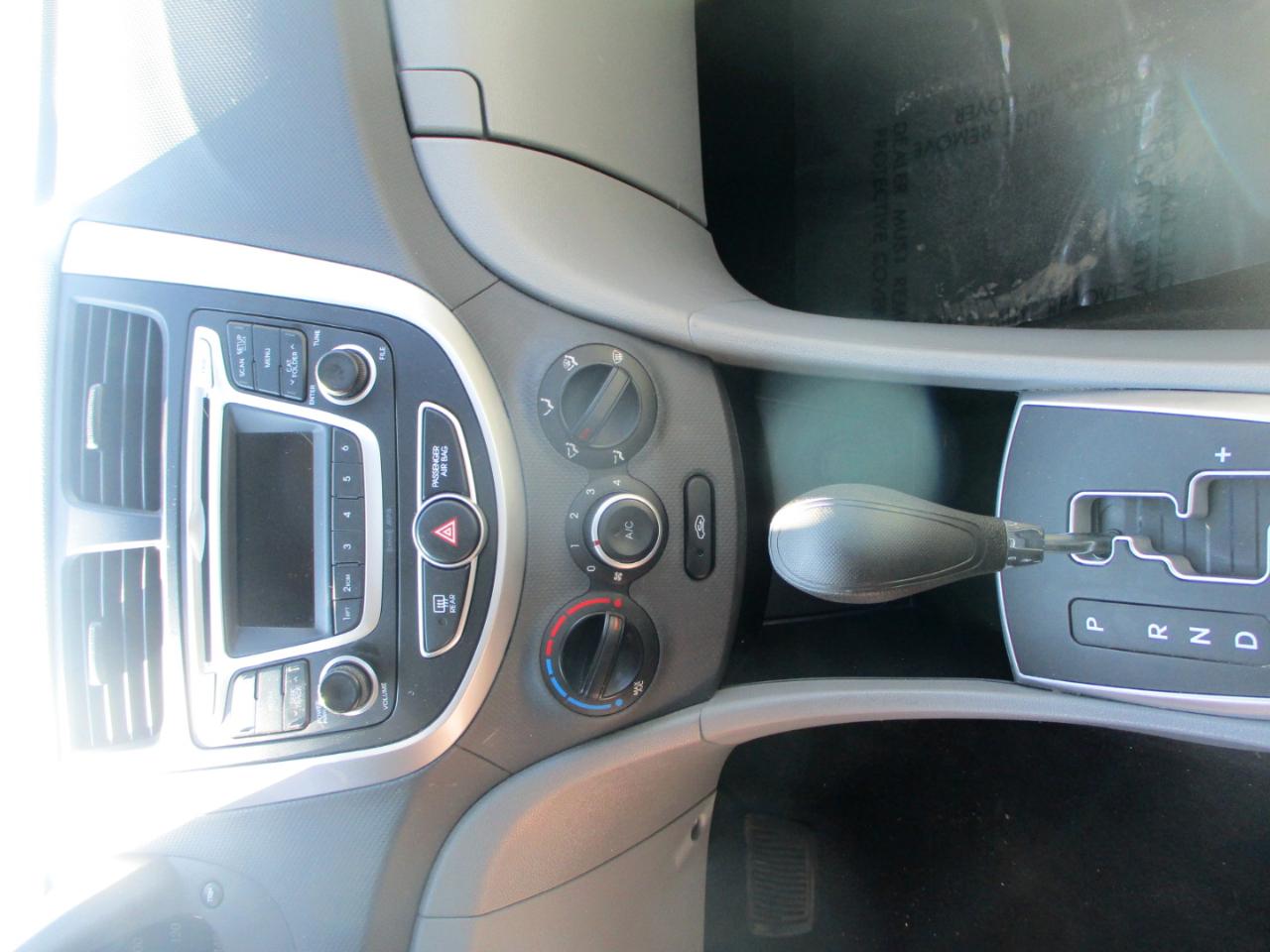 Hyundai Accent GLS 4-Door 2014