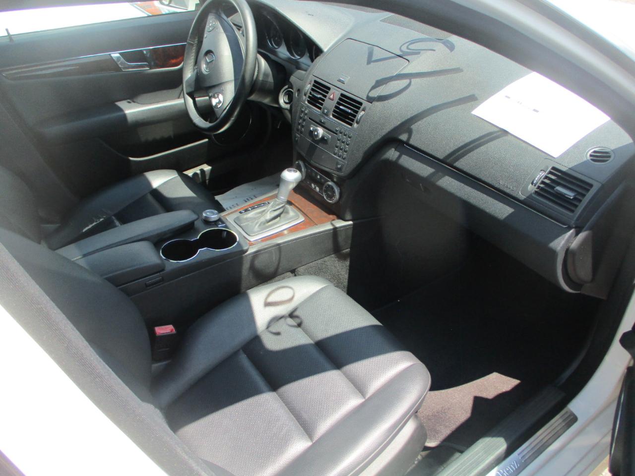 Mercedes-Benz C-Class C300 4MATIC Sport Sedan 2010