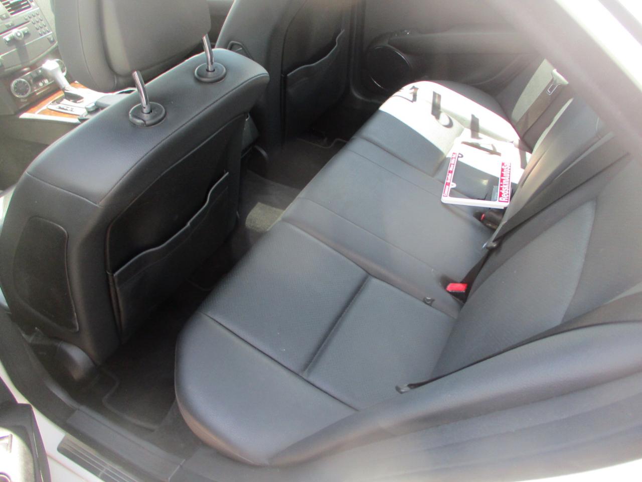 Mercedes-Benz C-Class C300 4MATIC Sport Sedan 2010