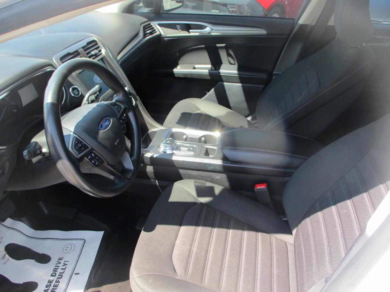 Ford Fusion SE AWD 2020