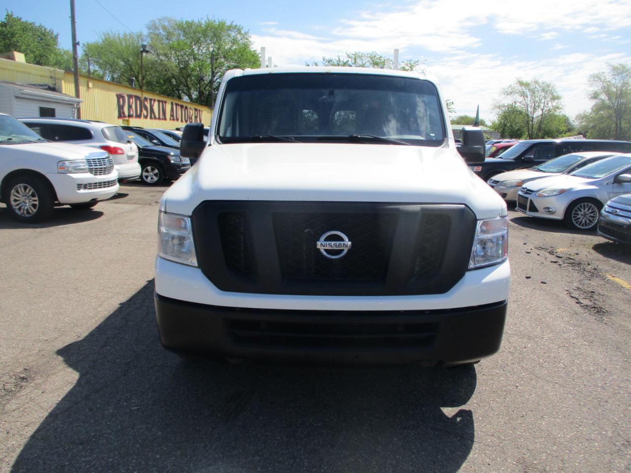 Nissan NV Cargo 2500 HD S V6 2015