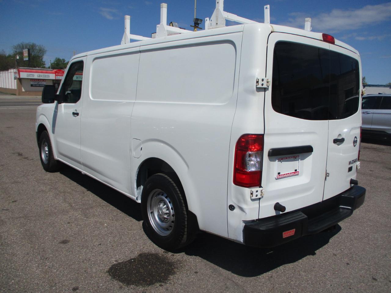 Nissan NV Cargo 2500 HD S V6 2015