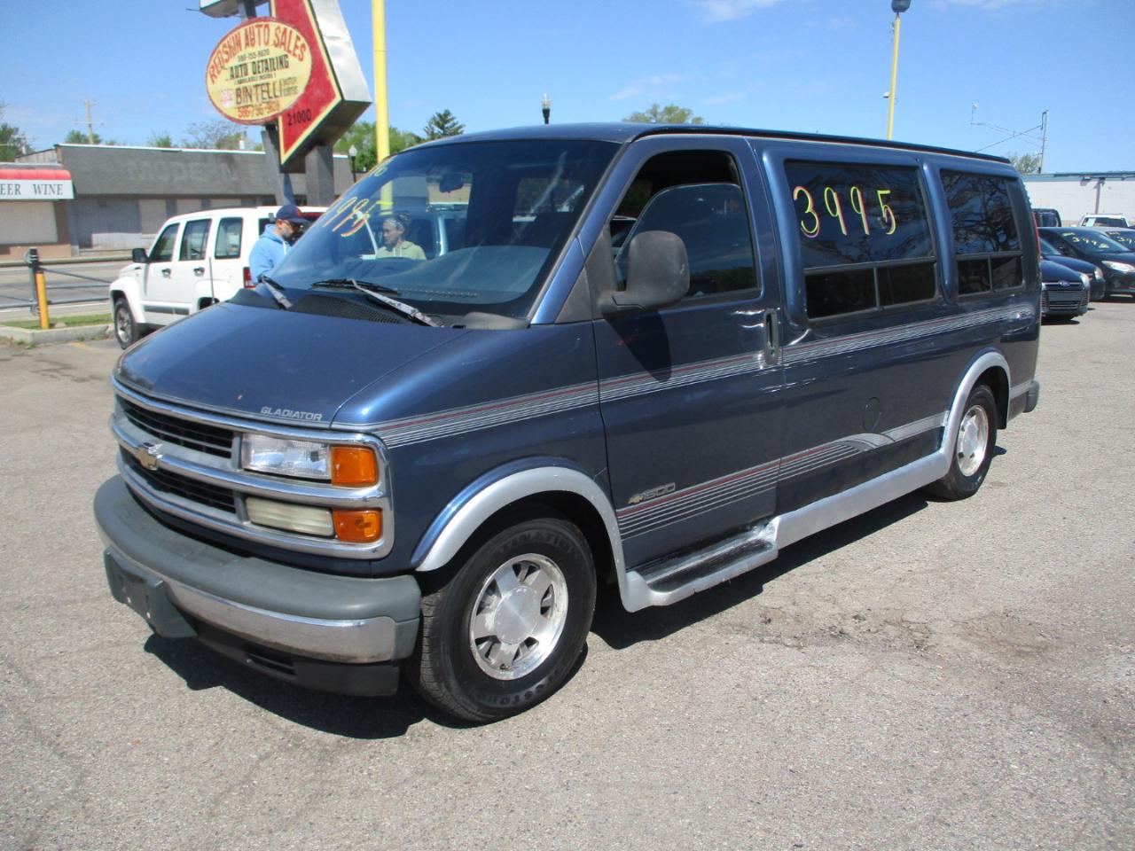 Chevrolet G-Series Van G10 1996