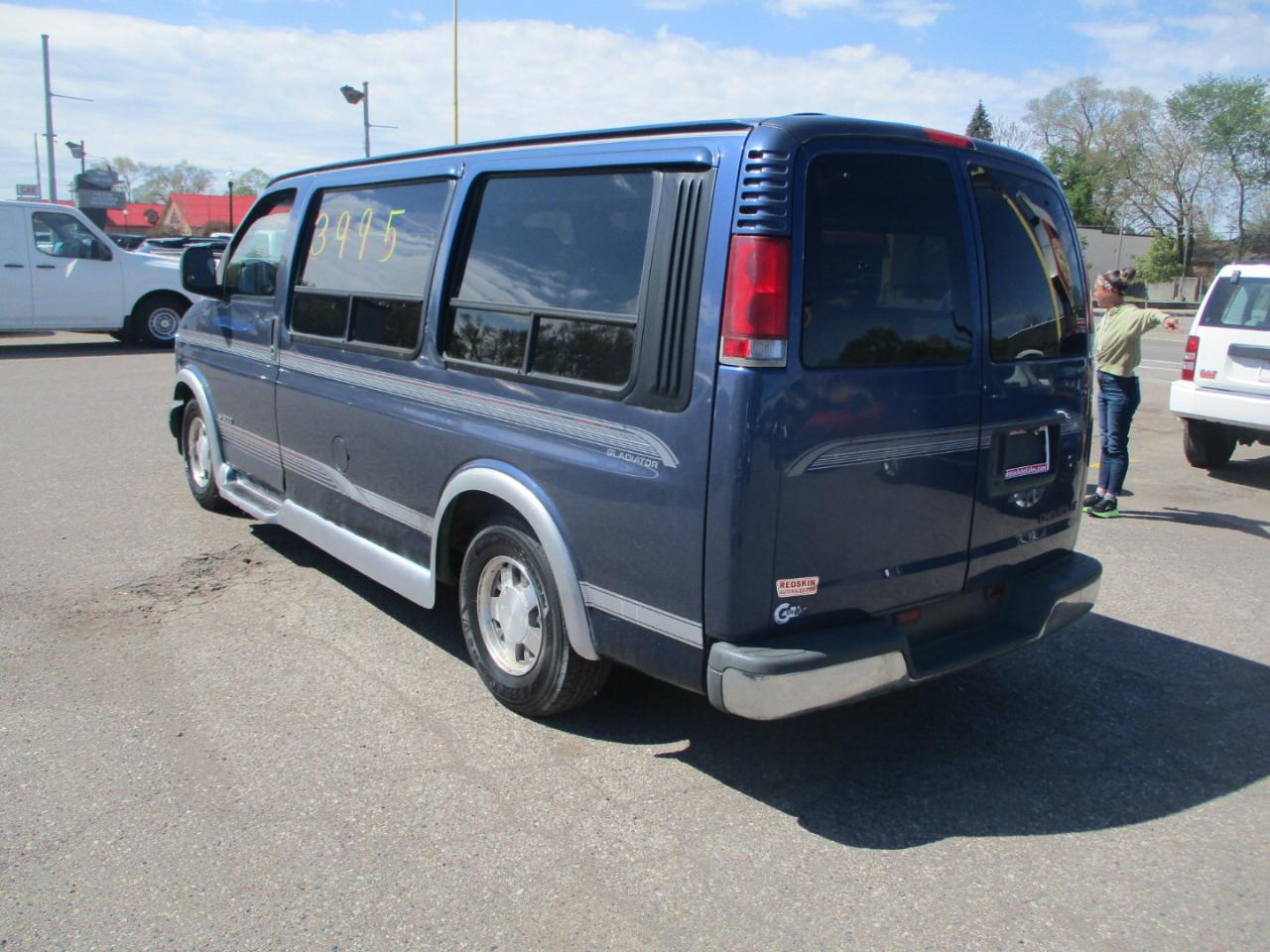 Chevrolet G-Series Van G10 1996