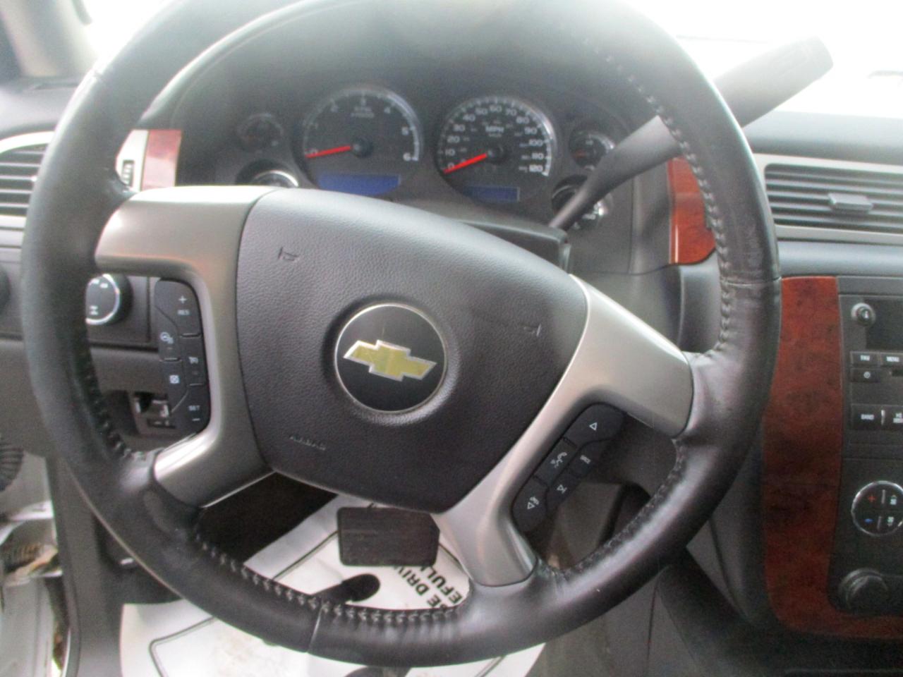 Chevrolet Suburban LTZ 1500 4WD 2013