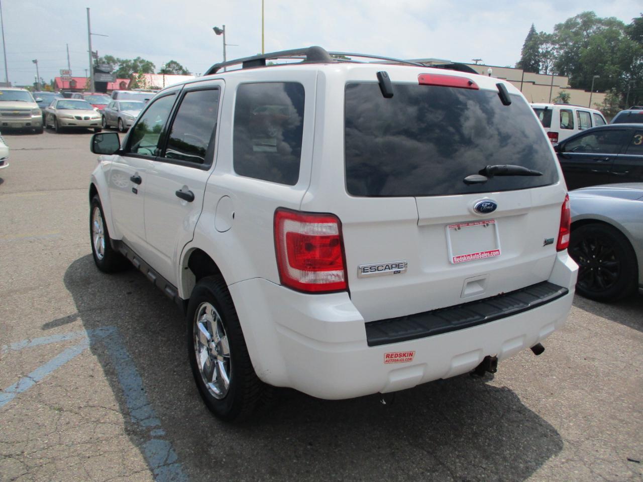 Ford Escape XLT 4WD 2011