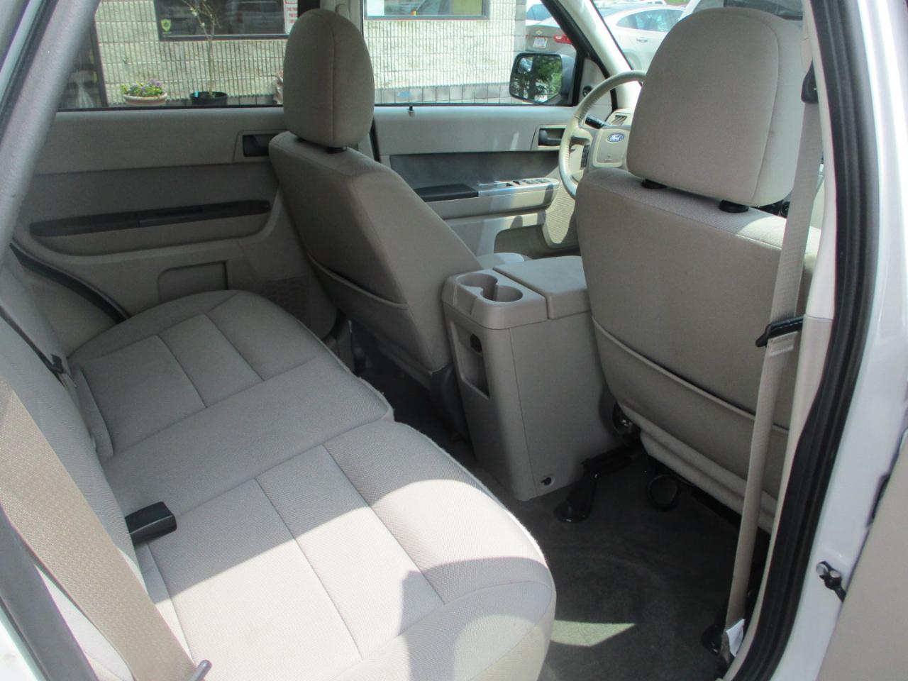 Ford Escape XLT 4WD 2011