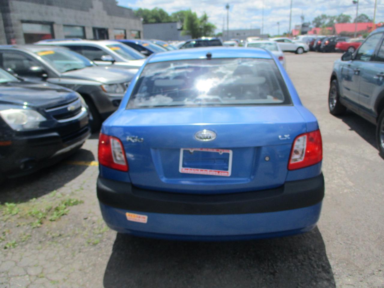 Kia Rio Base 2009