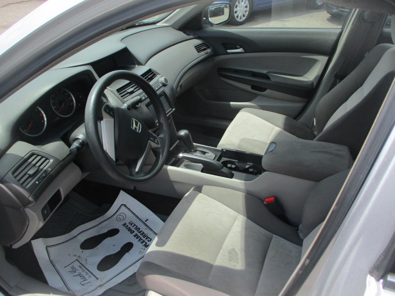 Honda Accord LX sedan AT 2008