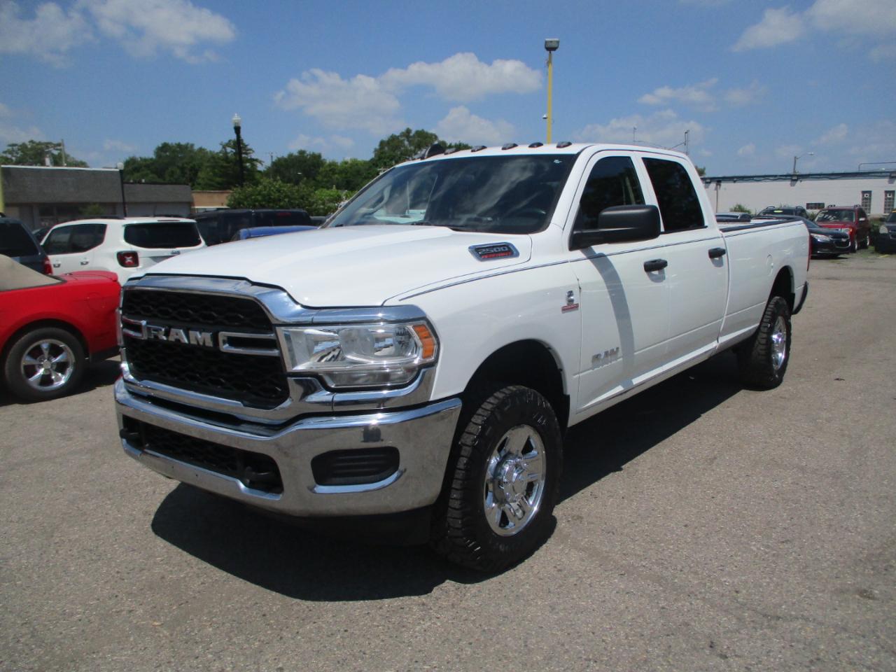 RAM 2500 Tradesman Crew Cab LWB 4WD 2020