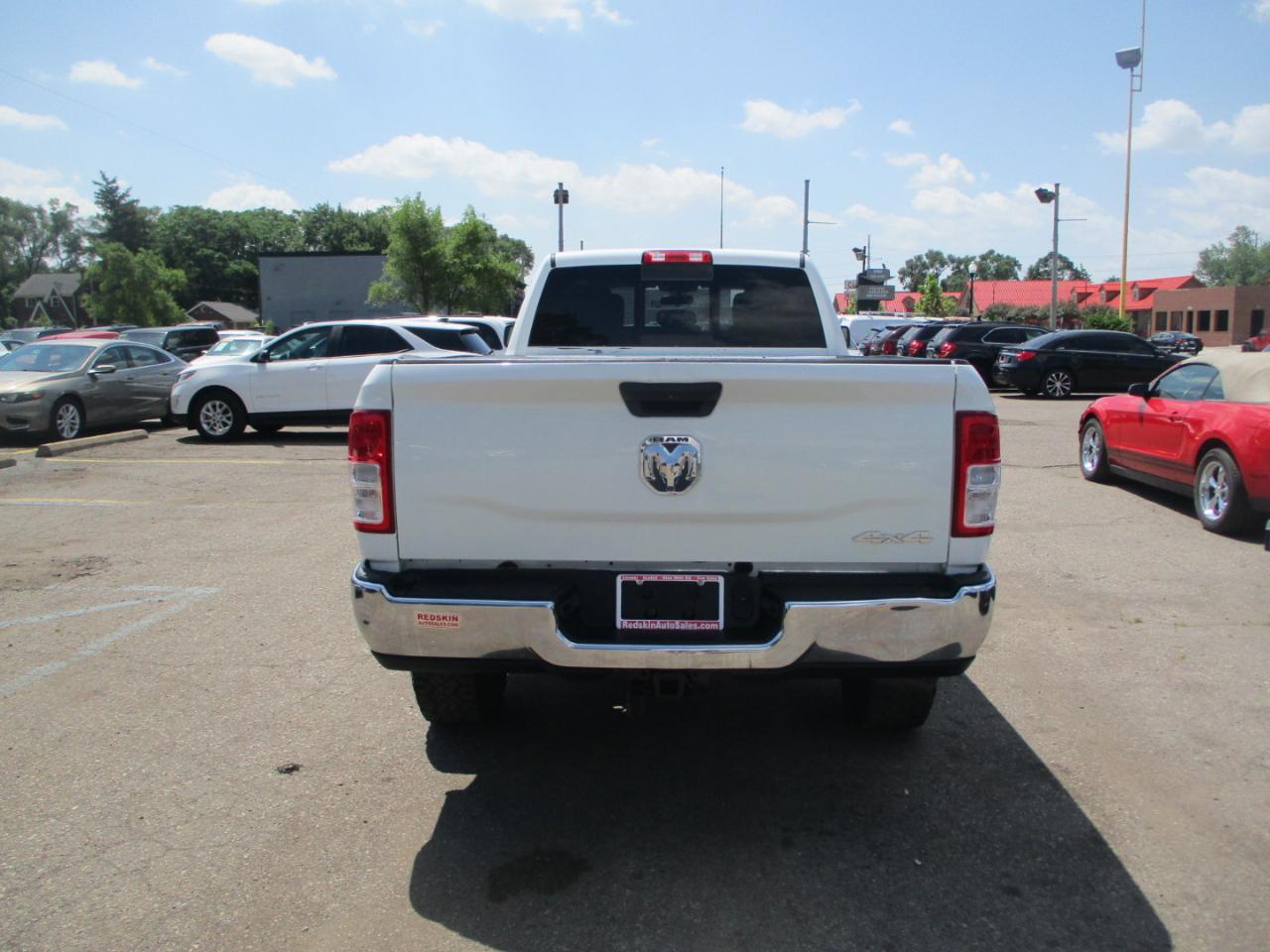 RAM 2500 Tradesman Crew Cab LWB 4WD 2020