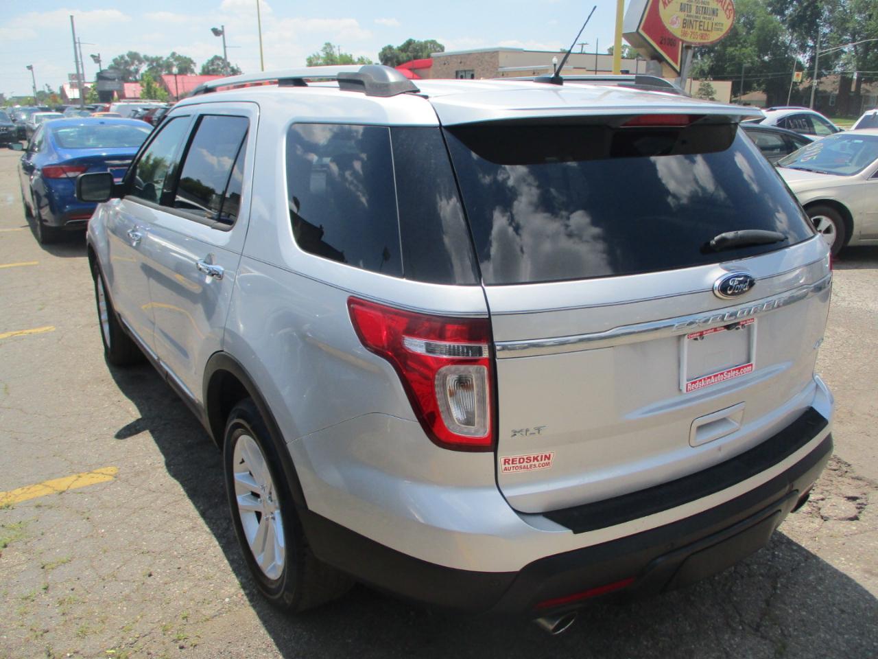 Ford Explorer XLT 4WD 2014