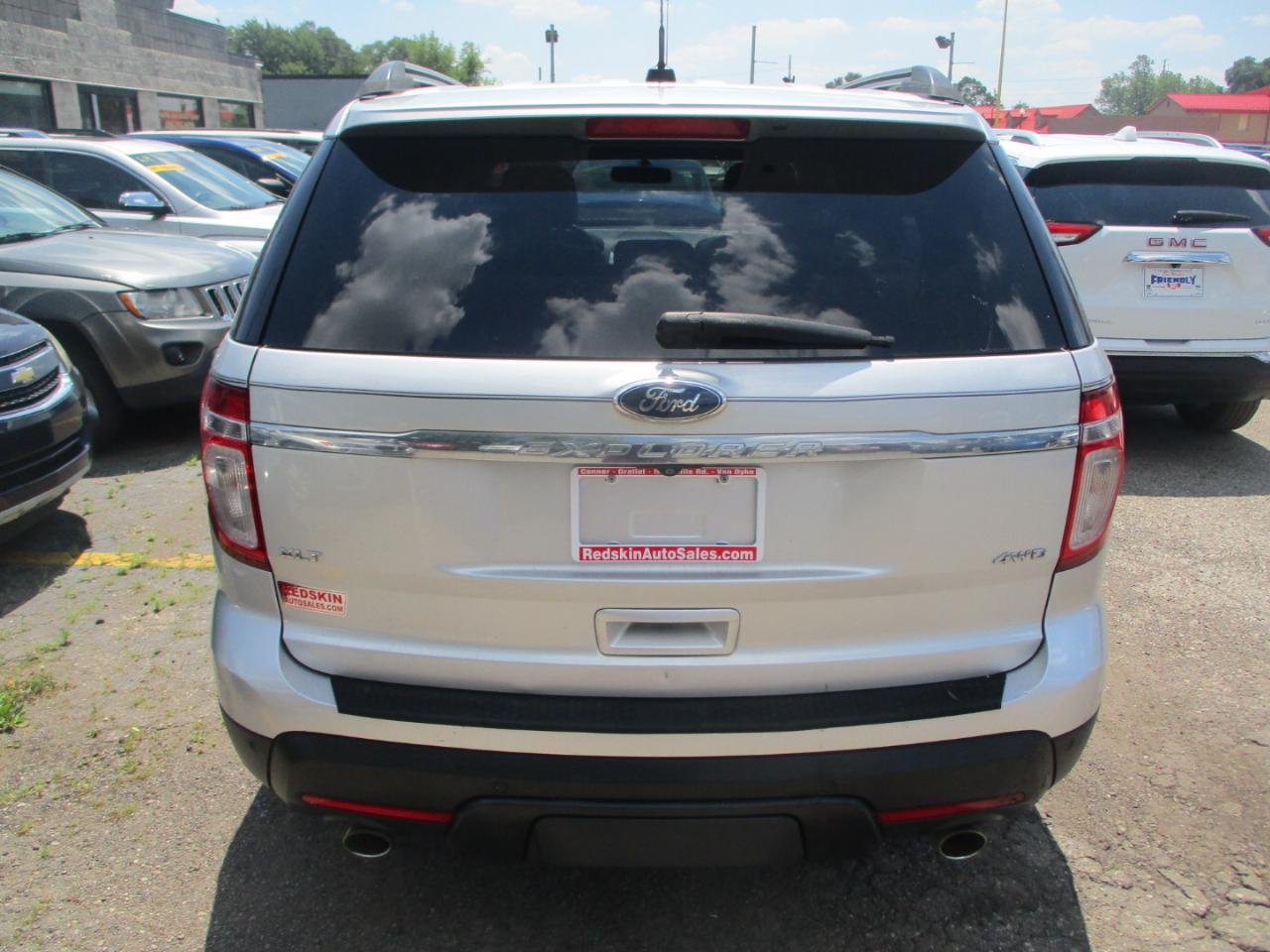 Ford Explorer XLT 4WD 2014