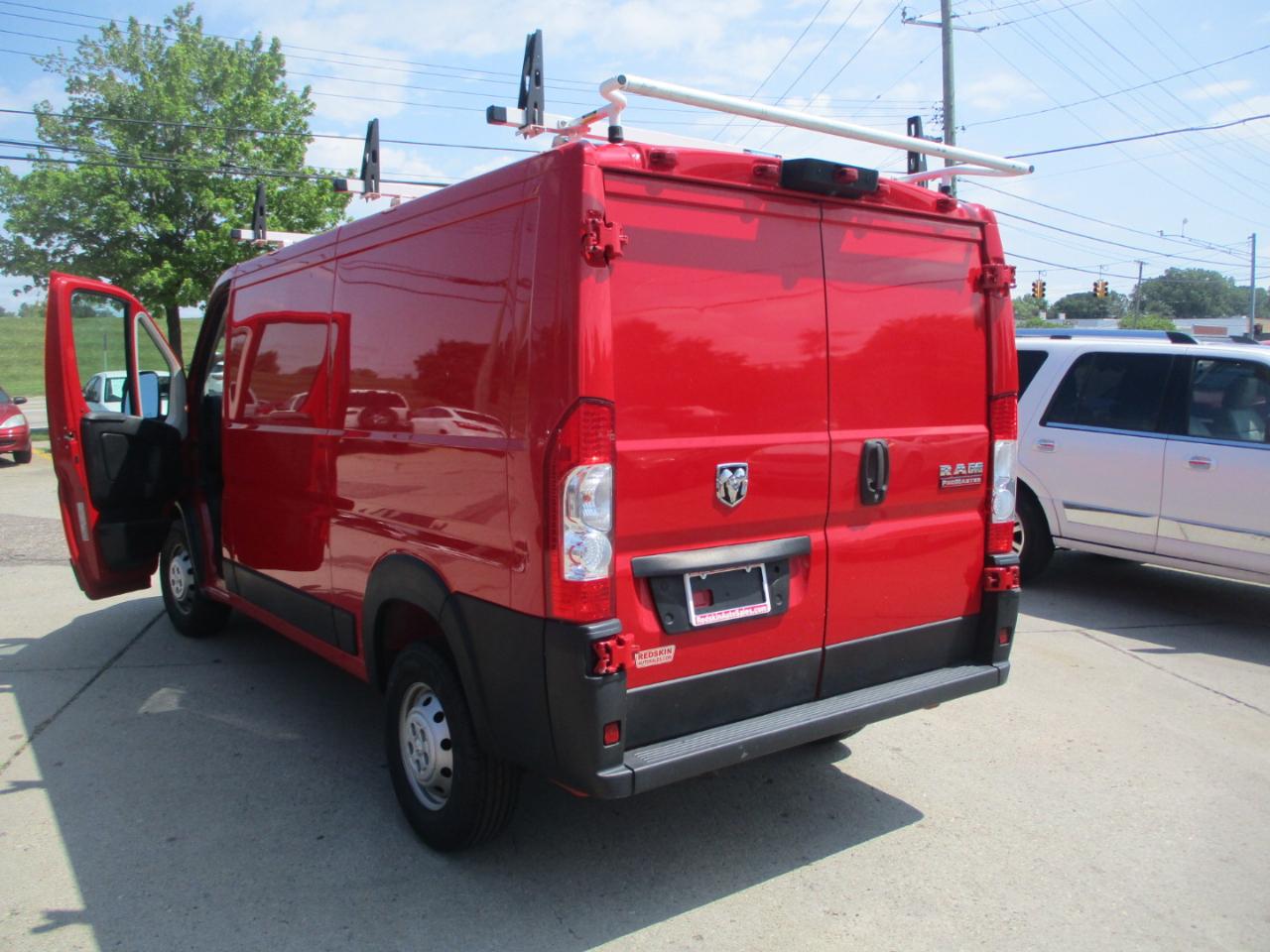RAM Promaster 1500 Low Roof 136-in. WB 2021