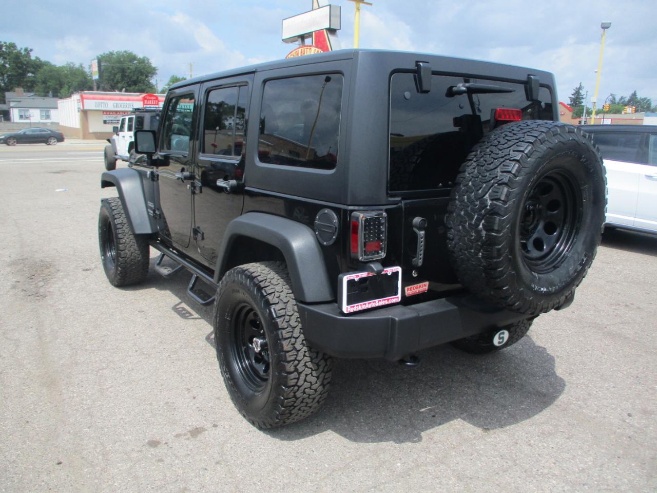 Jeep Wrangler Unlimited Sport 4WD 2017