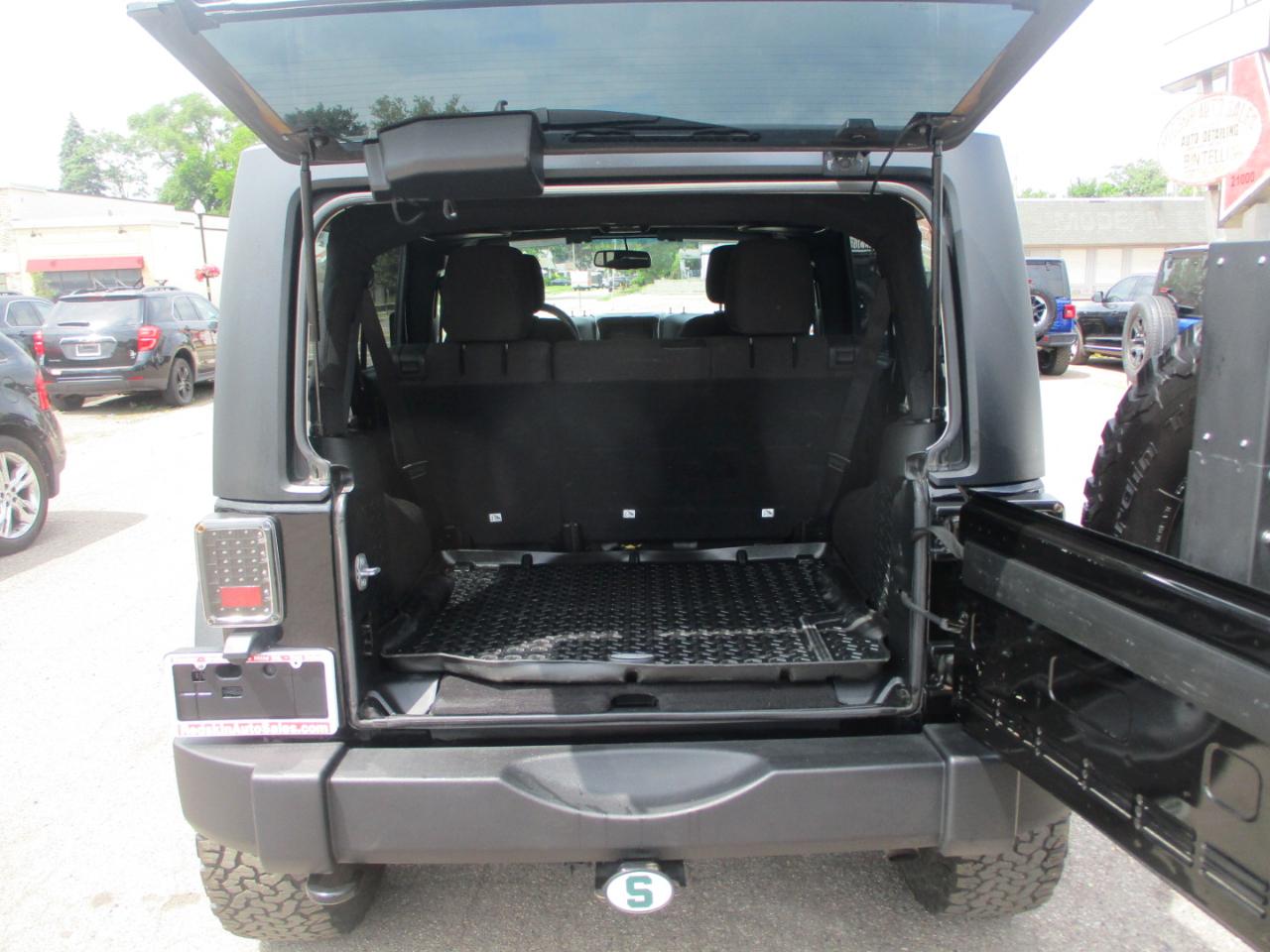 Jeep Wrangler Unlimited Sport 4WD 2017