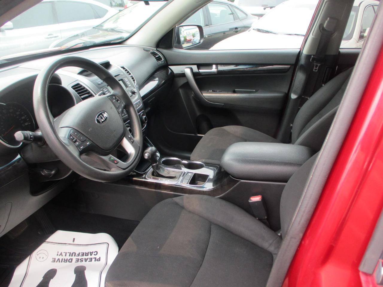 Kia Sorento LX V6 FWD 2014