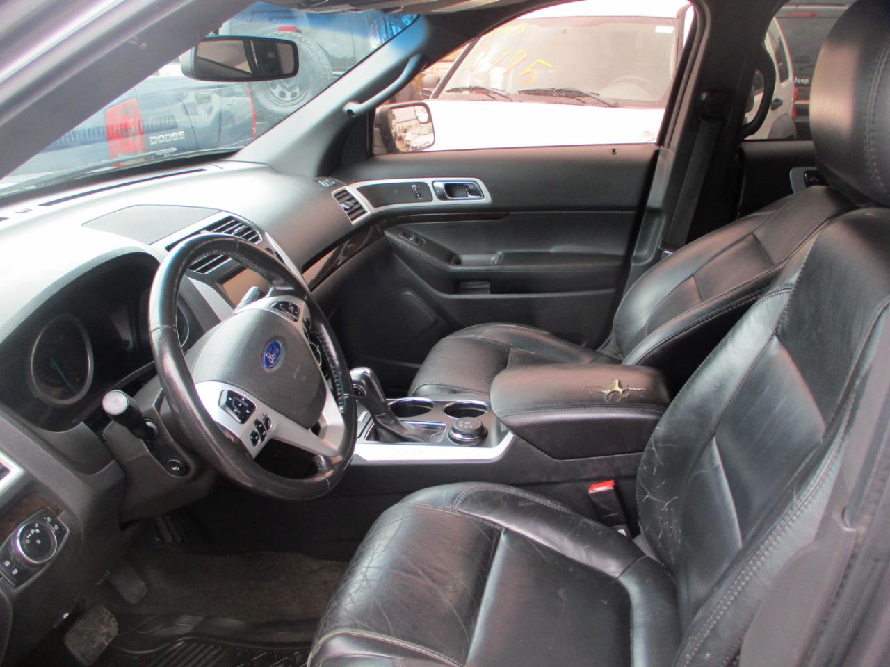 Ford Explorer Limited 4WD 2013