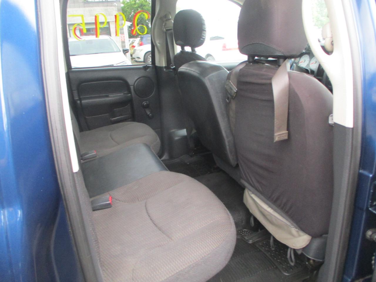 Dodge Ram 1500 ST Quad Cab 2WD 2004