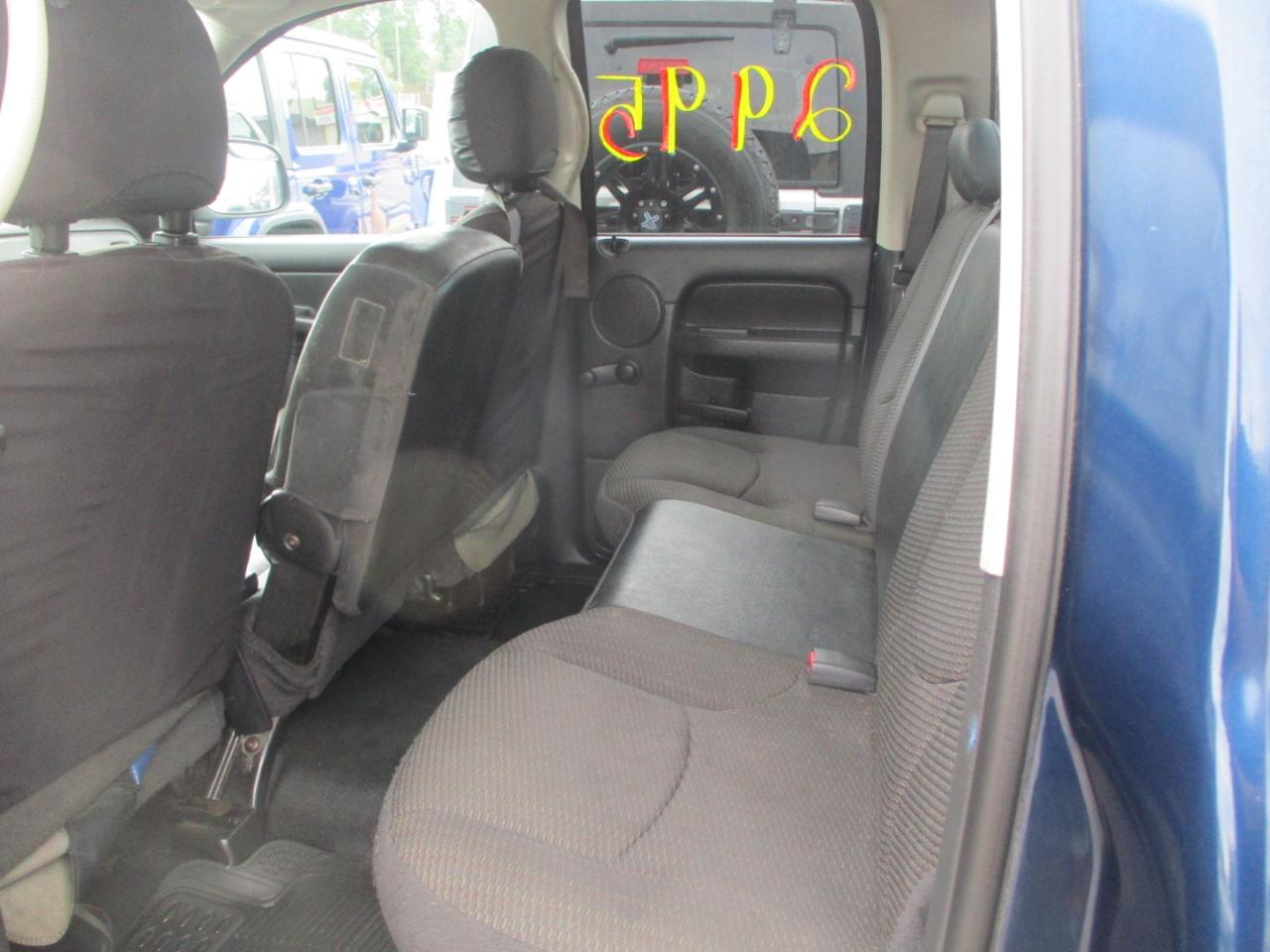 Dodge Ram 1500 ST Quad Cab 2WD 2004