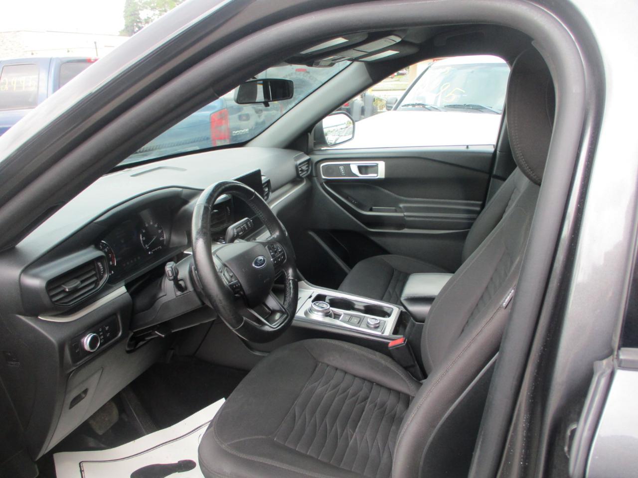 Ford Explorer XLT AWD 2020