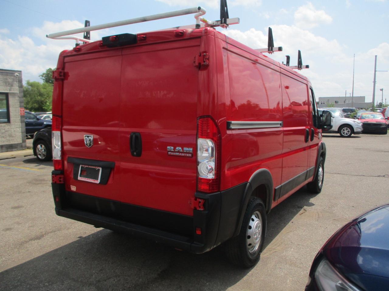 RAM Promaster 1500 Low Roof 136-in. WB 2021