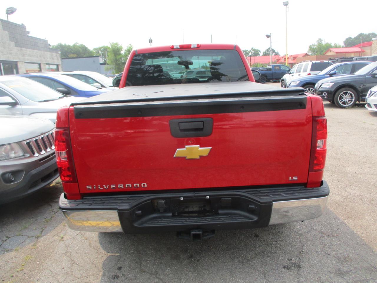 Chevrolet Silverado 1500 Work Truck 2WD 2012
