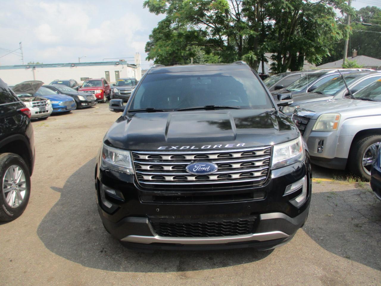Ford Explorer XLT 4WD 2017