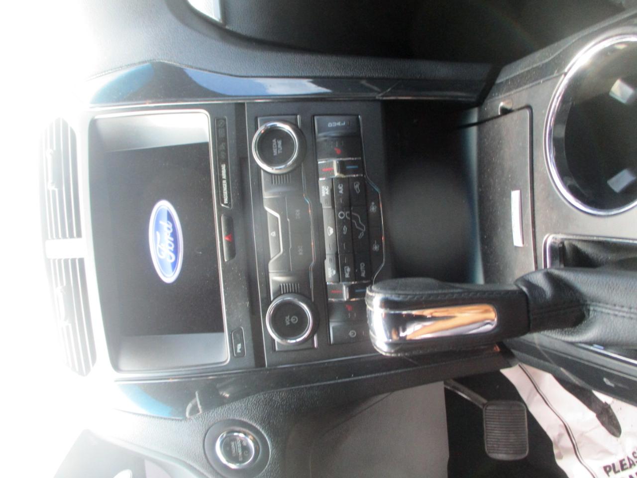 Ford Explorer XLT 4WD 2017
