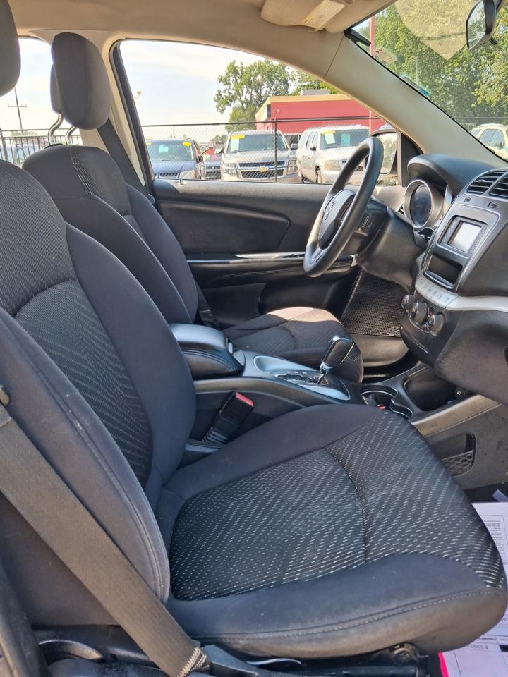 Dodge Journey SE 2012