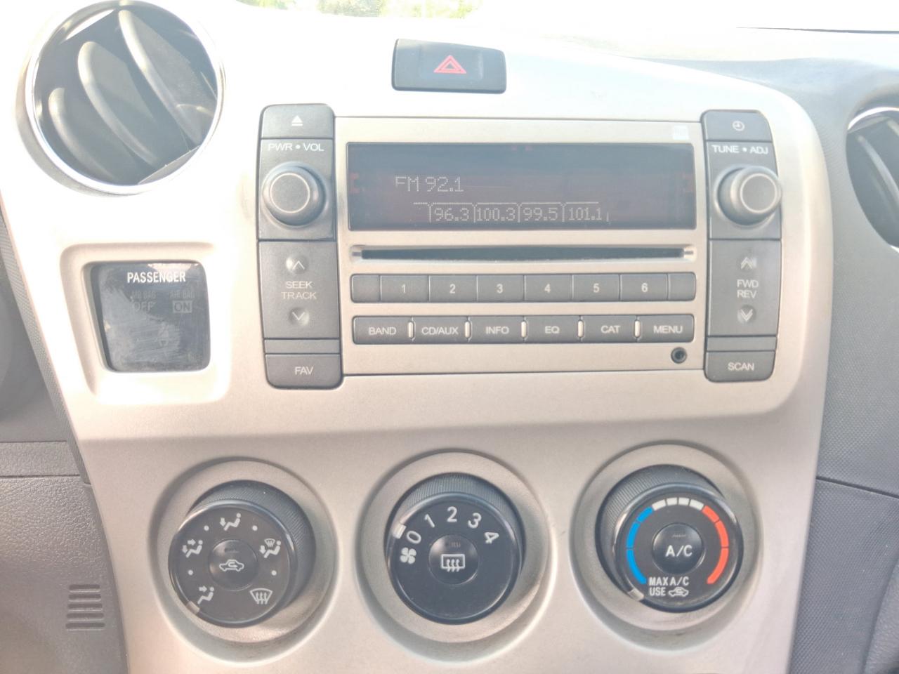 2010 Pontiac Vibe Base - Photo 16