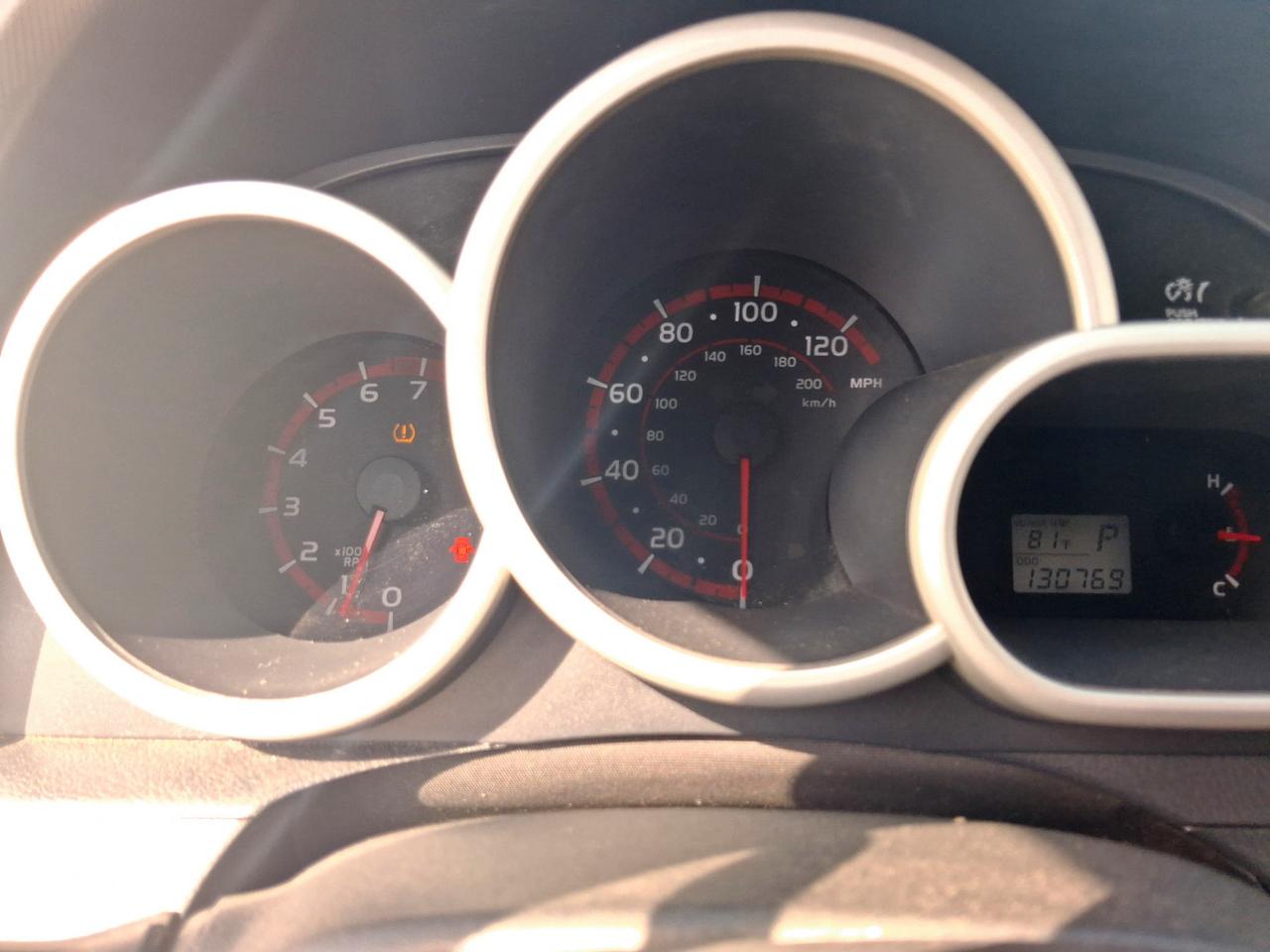 2010 Pontiac Vibe Base - Photo 19