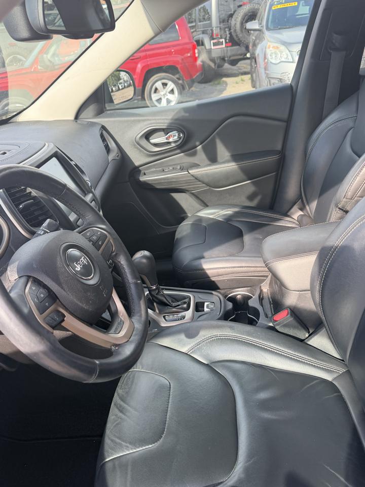 Jeep Cherokee Limited FWD 2016