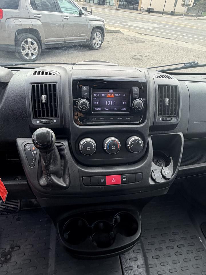 RAM ProMaster Cargo Van 1500 Low Roof 136" WB 2021