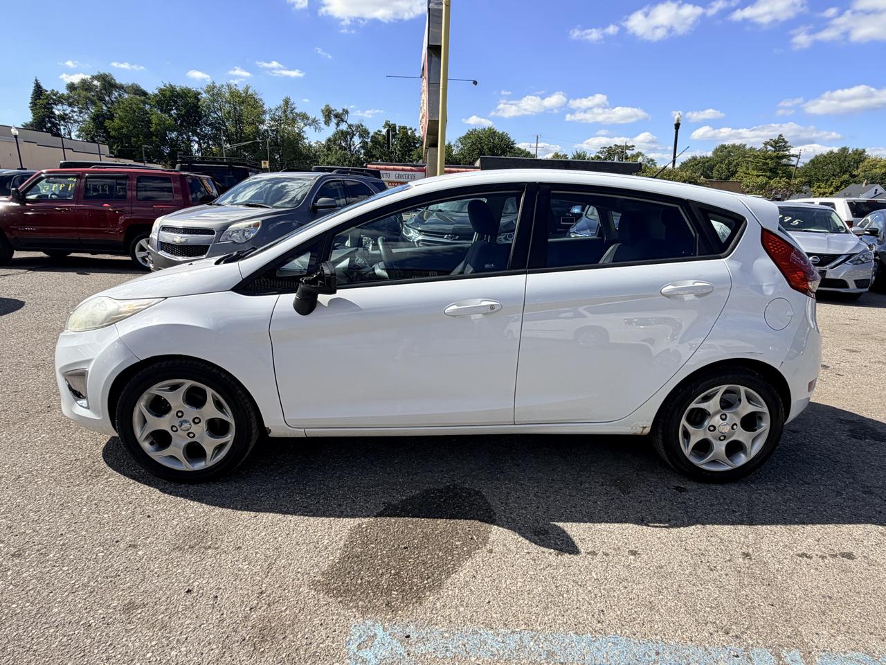 Ford Fiesta 5dr HB SES 2011