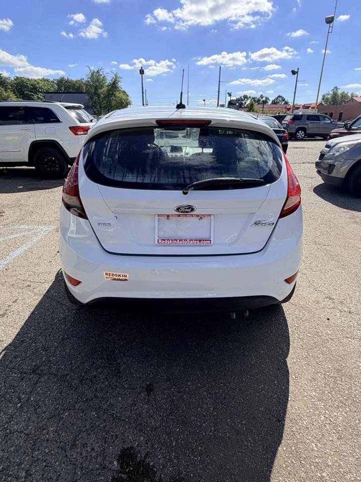 Ford Fiesta 5dr HB SES 2011