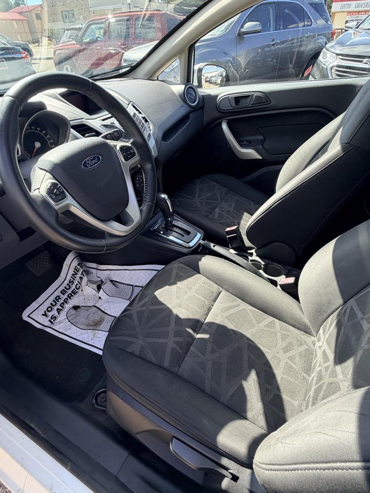 Ford Fiesta 5dr HB SES 2011