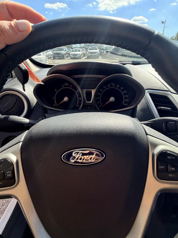 Ford Fiesta 5dr HB SES 2011