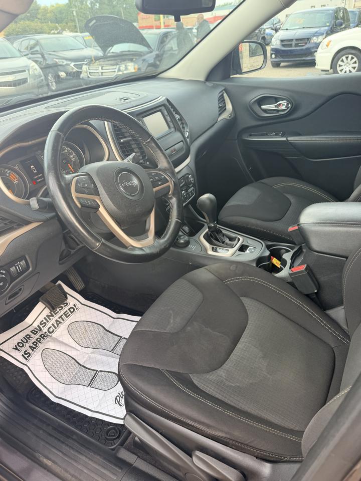 Jeep Cherokee 4WD 4dr Latitude 2016