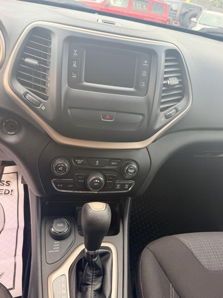 Jeep Cherokee 4WD 4dr Latitude 2016